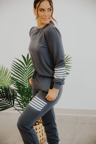 UMA SWEATSHIRT W/ STRIPE DETAIL - GREY