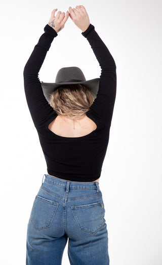 LALA LONG SLEEVE CROP TOP ~ BLACK